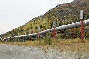 通往 Valdez 的油管